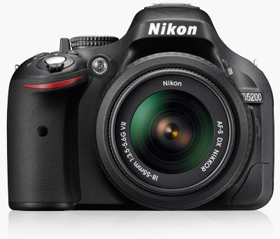 Nikon D5200 BK 18 55 front